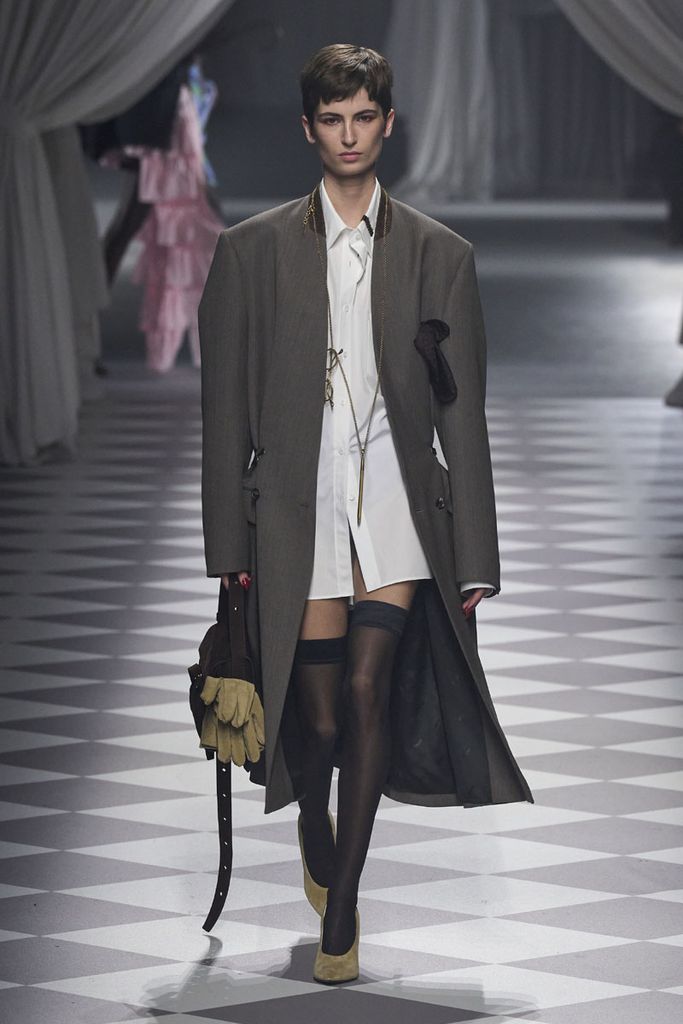 moschino debut 017a