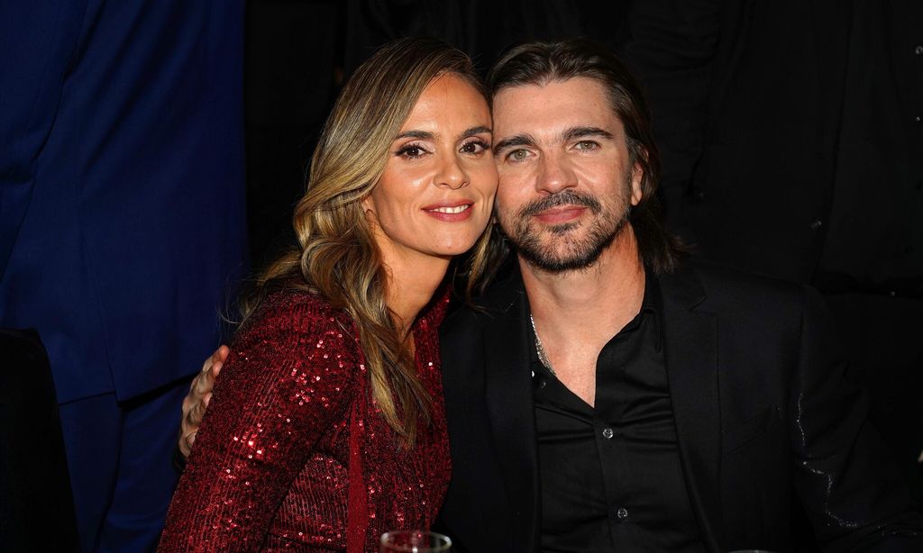 Juanes y su esposa