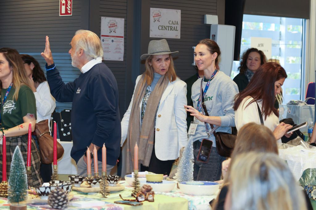La hermana de Felipe VI, durante su recorrido 
