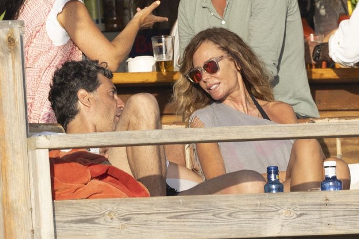 Lara Dibildos disfruta de su primer verano de amor con Cándido Conde-Pumpido