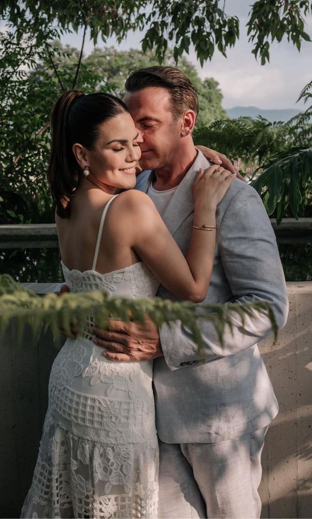 Carlos Ponce y Karina Banda