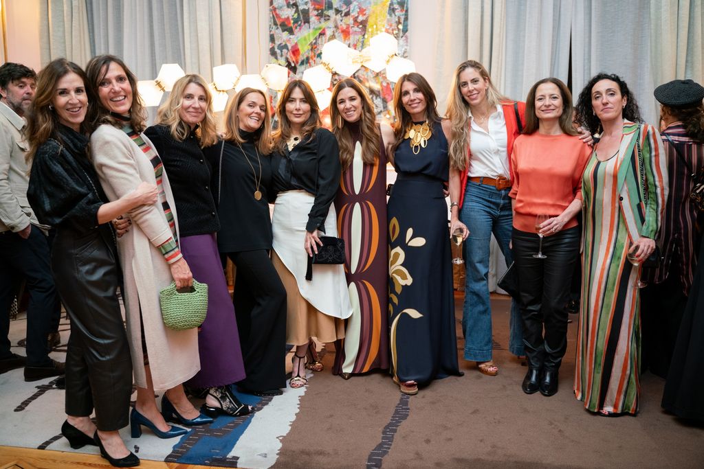 120 invitados selectos acompañaron a Covadonga Rodríguez Quintana durante este desifle.