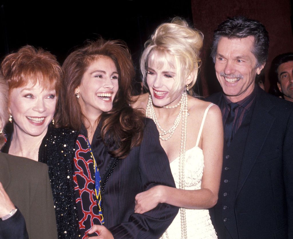 Shirley MacLaine, Julia Roberts, Daryl Hannah y Tom Skerritt en la premiere de 'Magnolias de Acero" en Nueva York en 1989