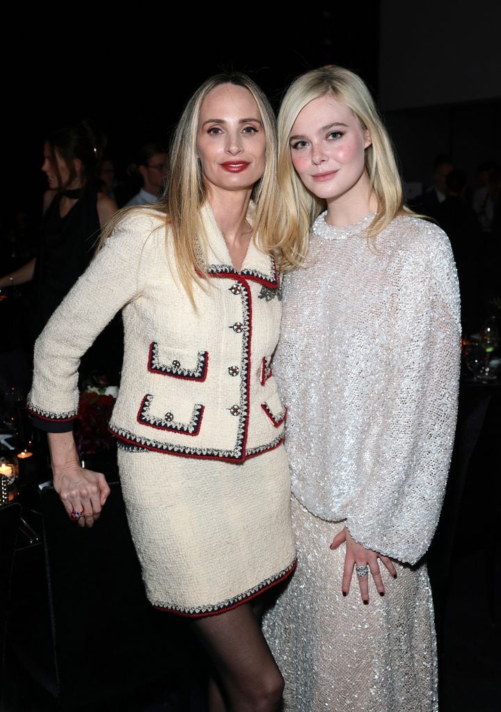  Lauren Santo Domingo y Elle Fanning juntas en el MoMa.