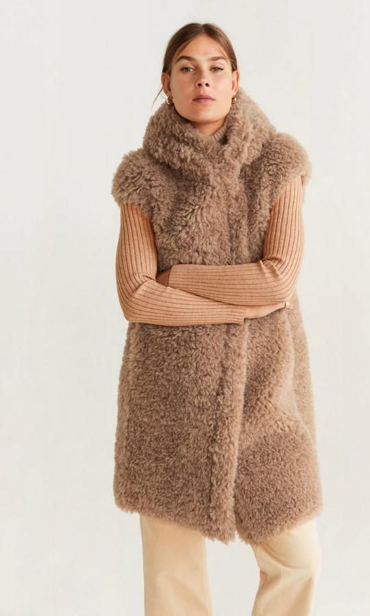 chaleco faux fur de Mango
