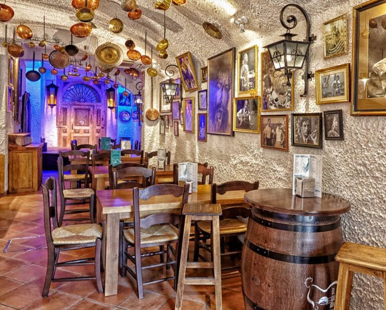 Taberna El gallo ronco, Málaga