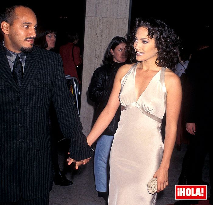 Fallece el primer novio de Jennifer Lopez