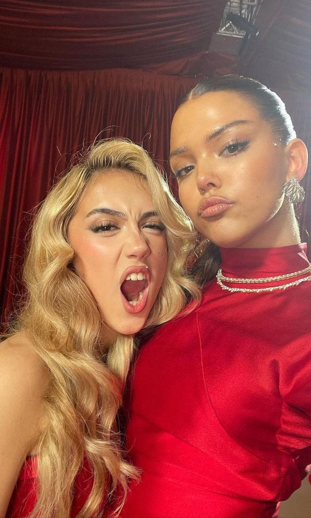 valentina paloma y tess bu cuar n