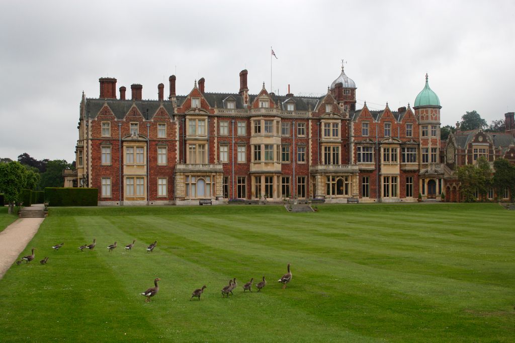 La doctora Cain era parte del equipo de médicos disponibles para atender a los miembros de la familia real durante su estadía en Sandringham.
