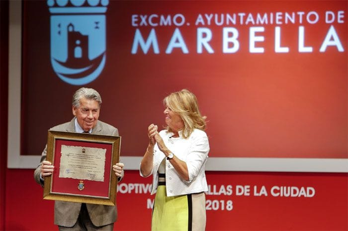 Manolo Santana