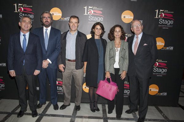 A la derecha, Manuel Herrando Prat de la Riba, presidente de la Fundación Codespa. Se lograron recaudar en total 40.000€ para los proyectos de fundación en el continente africano.  ©¡HOLA!
