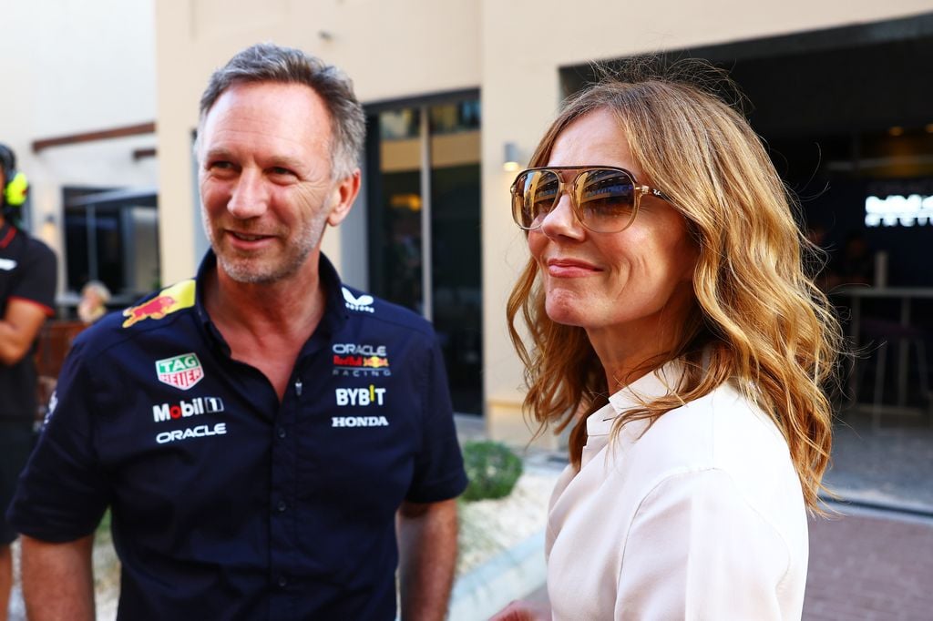 El marido de Geri Halliwell, Christian Horner, deja atrás un año infernal y es condecorado por el rey Carlos III