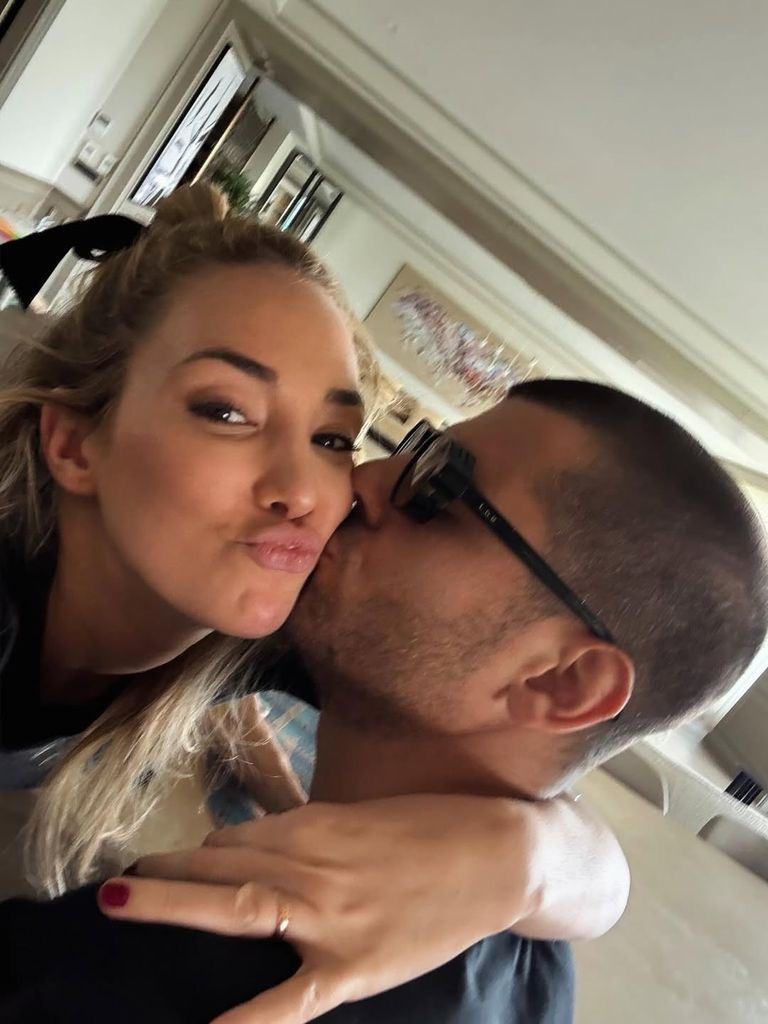 Álvaro Morata y Alice Campello muy cariñosos