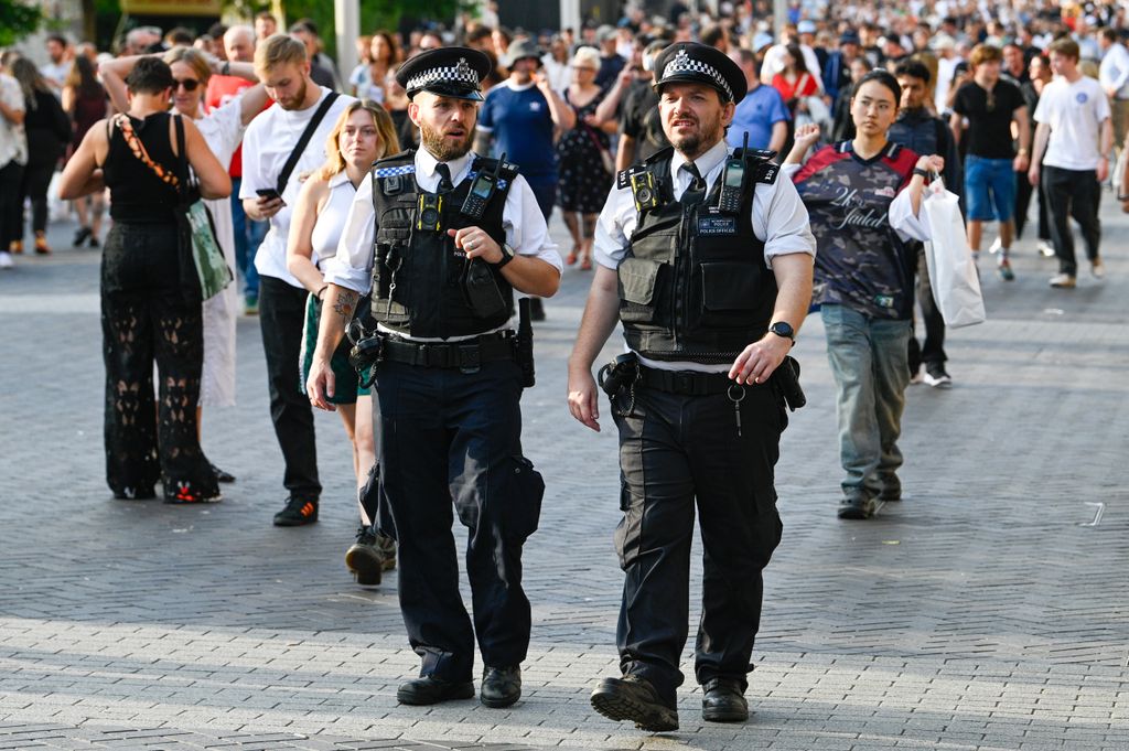 La policía solicita el apoyo de los testigos para esclarecer el caso 