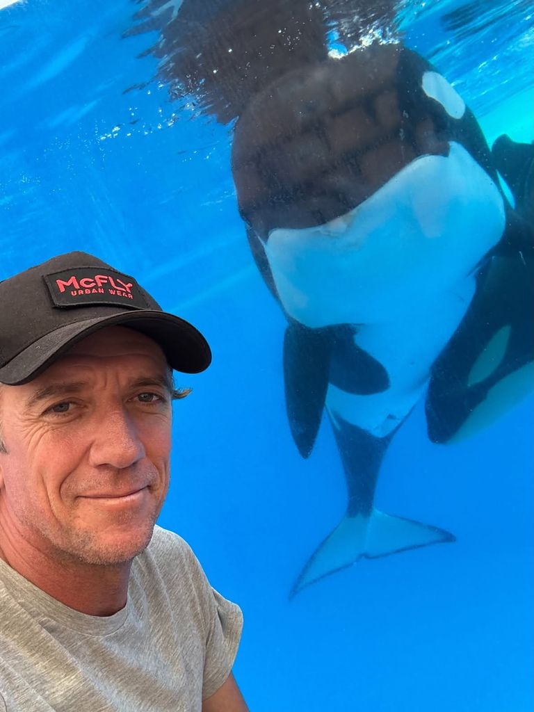 Tras su paso por Loro Parque, Colate quiso destacar la labor de conservación y protección de especies que desarrolla la Fundación Loro Parque Animal Embassy