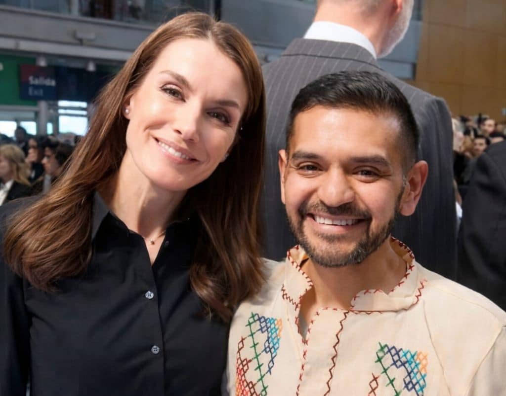 Letizia de España le pidió una foto a Gilberto Trujillo tras una conversación en FITUR.