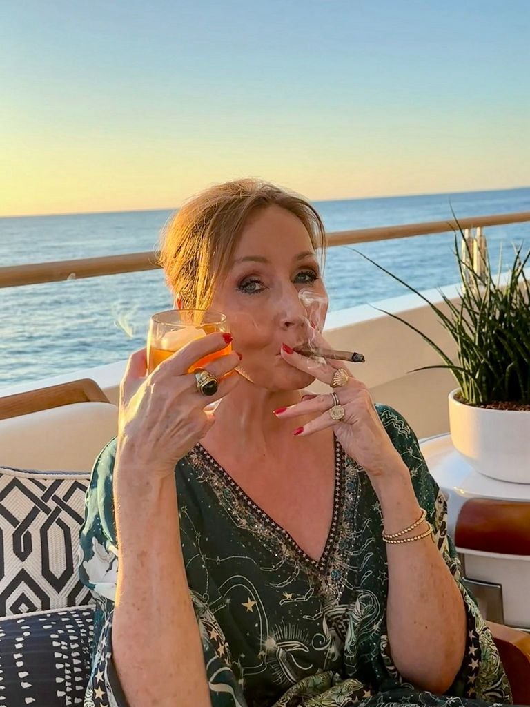Con esta imagen celebraba J.K.Rowling la decisión tomada por el Tribunal Superior de Justicia de Reino Unido 