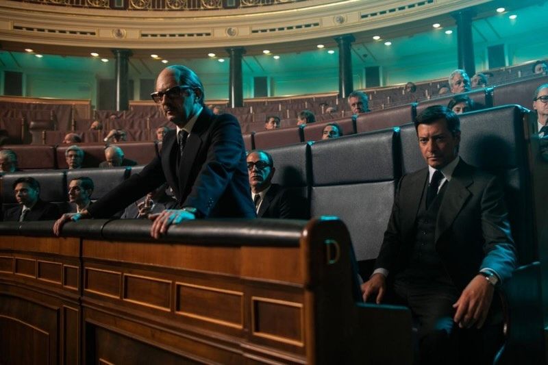 El actor en el peronaje de Manuel Gutiérrez Mellado en la miniserie basada en “Anatomía de un instante” de Javier Cercas.