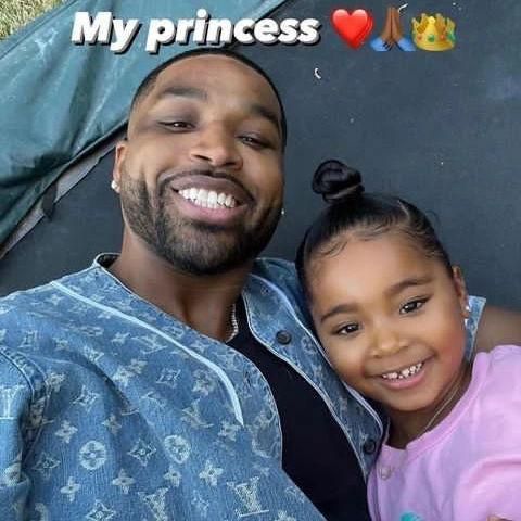 Tristan Thompson y su hija True