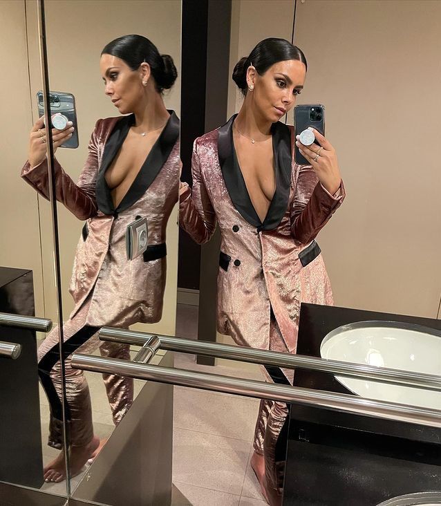 Cristina Pedroche con traje de terciopelo