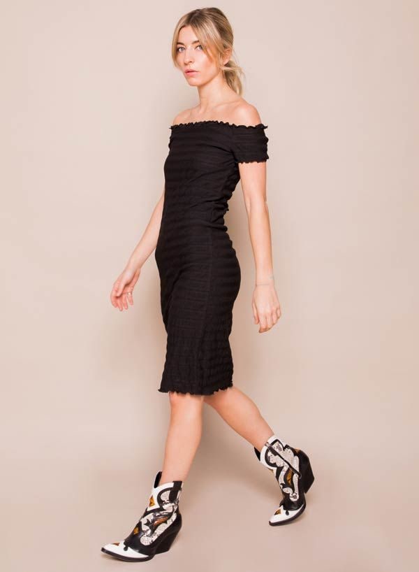 El vestido negro de Sara Carbonero