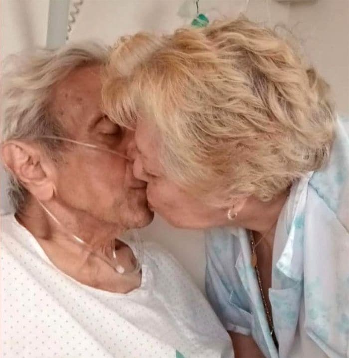 Shakira comparte esta foto tan bonita de sus padres