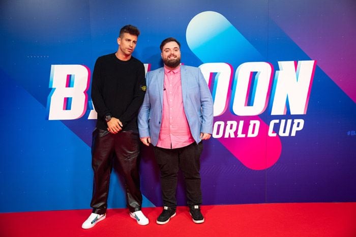 Iba Llanos con su amigo Gerard Piqué