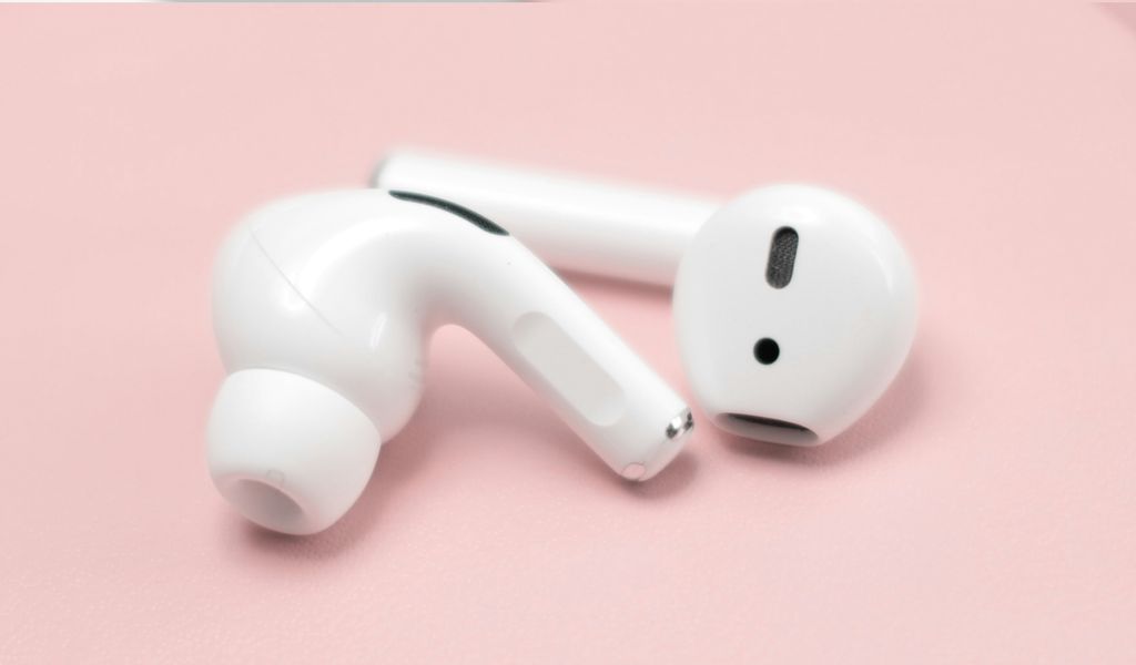 AirPods Pro vs AirPods 3