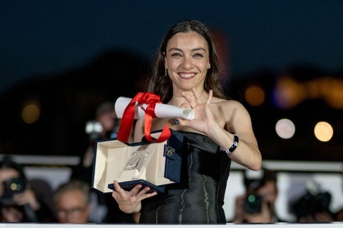 Merve Dizdar ha sido la primera actriz turca en recibir la Palma de oro en el Festival de Cine de Cannes