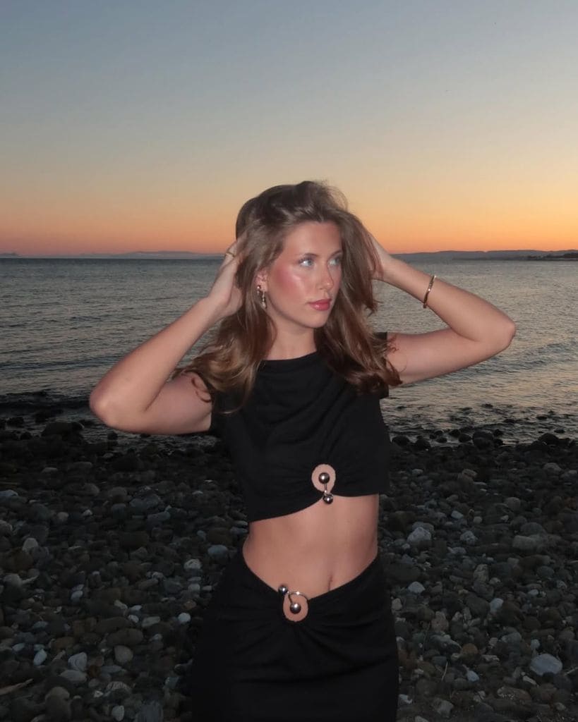 la princesa Leah Isadora Behn, hija de Marta Luisa de Noruega, sorprende de vacaciones en España