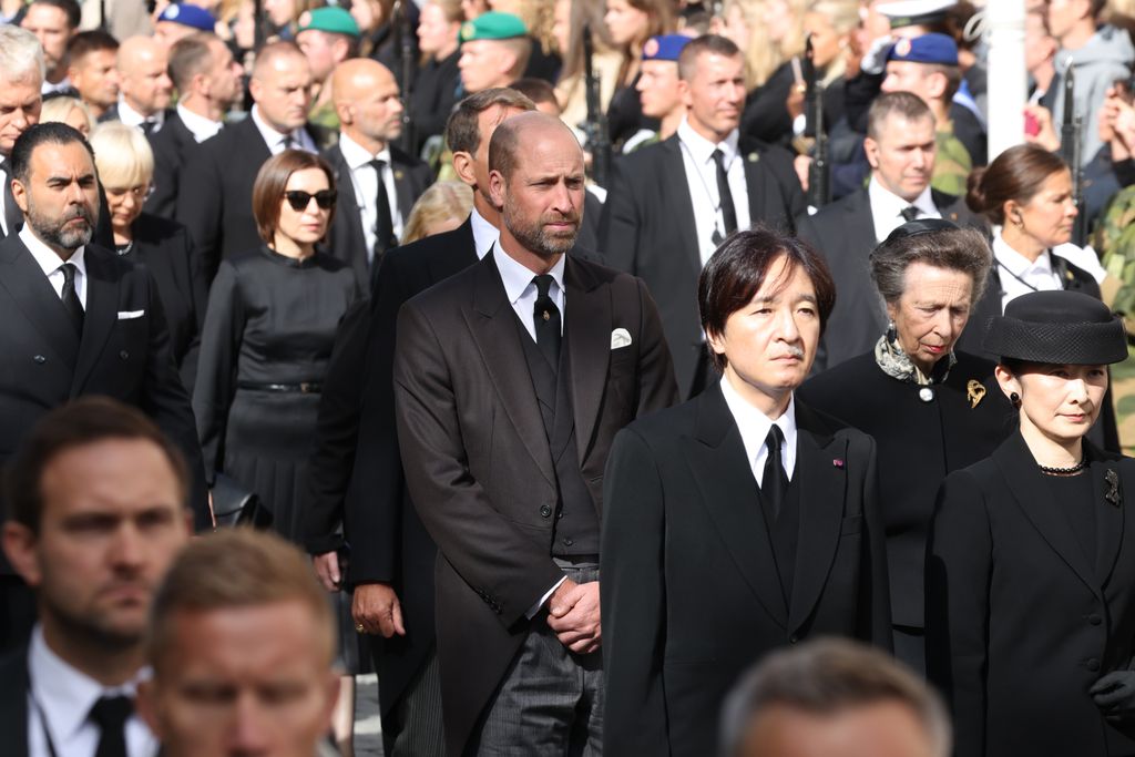 El príncipe Guillermo, el príncipe Akishino y la princesa Kiko