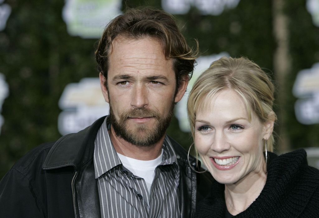 La protagonista junto a Luke Perry