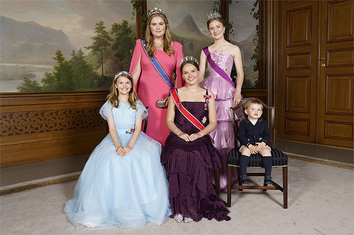 Las jóvenes princesas europeas 'estrenan' tiara