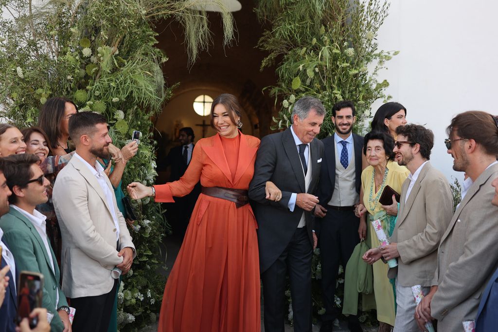 Raquel Revuelta a la salida de la iglesia