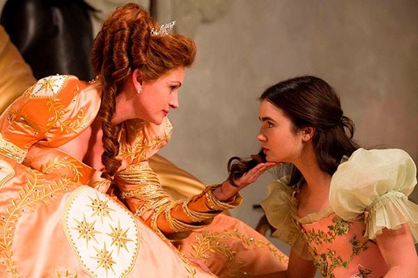 lily-julia-pelicula