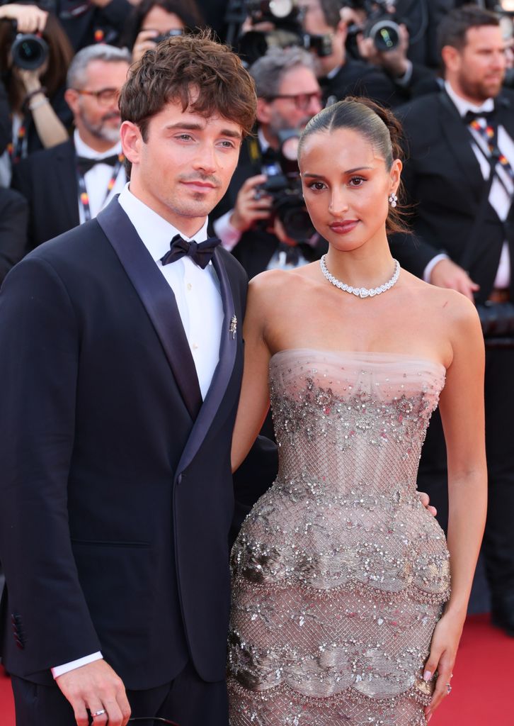 Charles Leclerc y Alexandra Leclerc en la premier de "La Vie D'Une Femme".