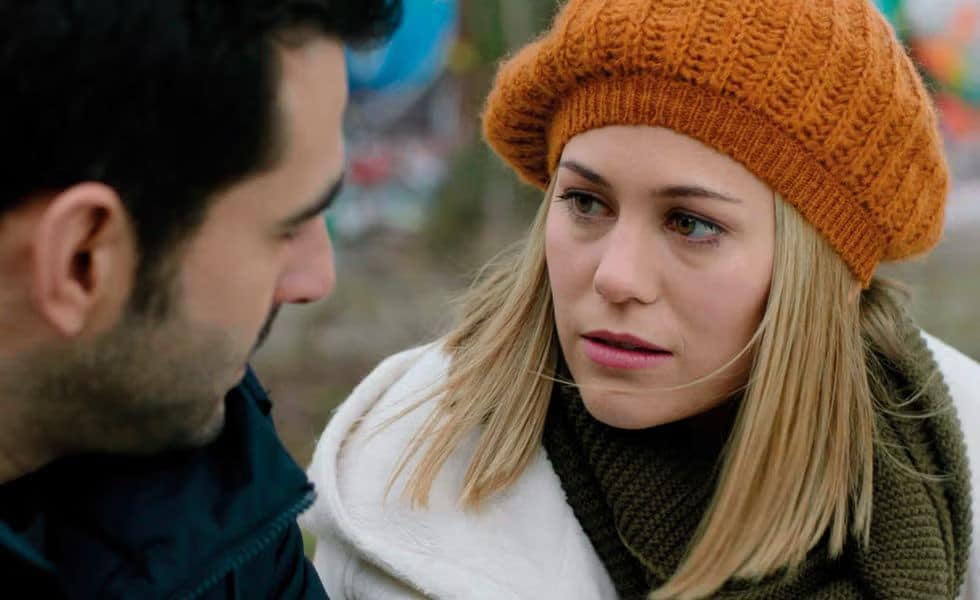 KImberley junto a Antonio Velázquez en 'Buscando el norte'