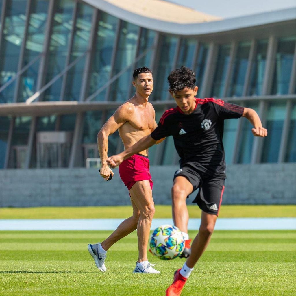 cristiano ronaldo y su hijo cristiano ronaldo jr 