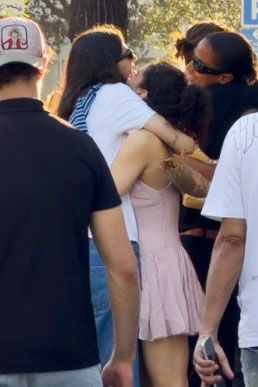 Rosalía y Loli Bahia se dejaron ver felices y enamoradas.