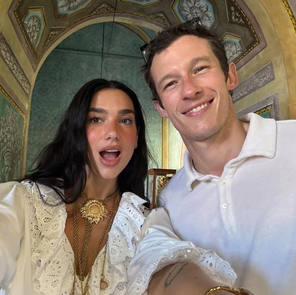 Dua Lipa y Callum Turner en Palermo