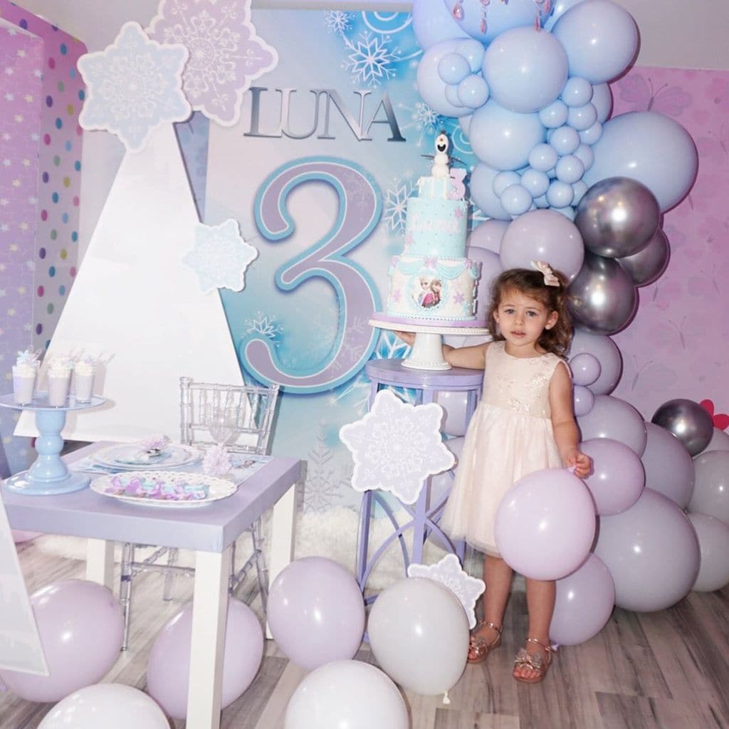 ximena duque celebra el cumplea os de su hija luna