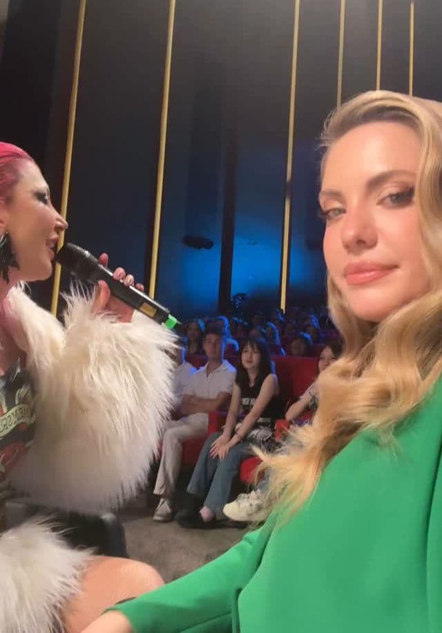 Eda está emocionada de poder coincidir con la cantante Yaner a la que admira