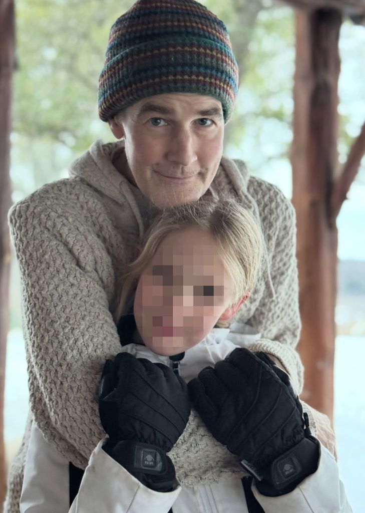 James Van Der Beek junto a su hija