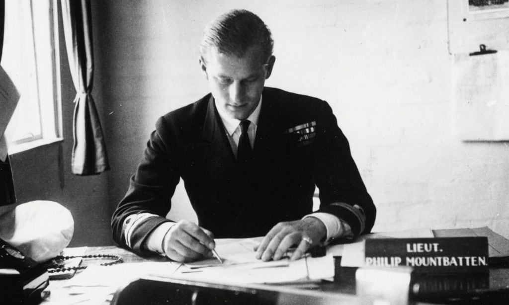 duque de edimburgo royal navy