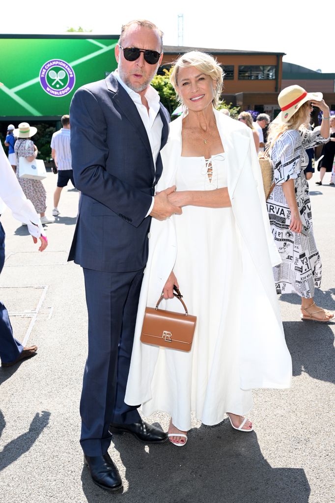 Robin Wright con su novio, el arquitecto Henri Smith, en Reino Unido