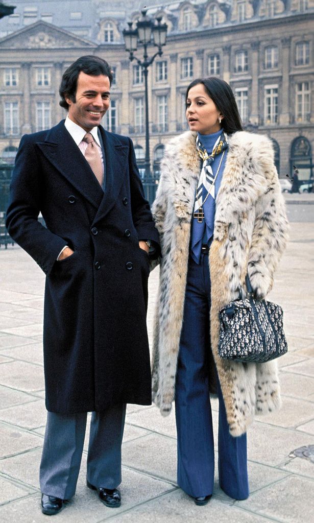 HO4130 JULIO IGLESIAS ISABEL PREYSLER