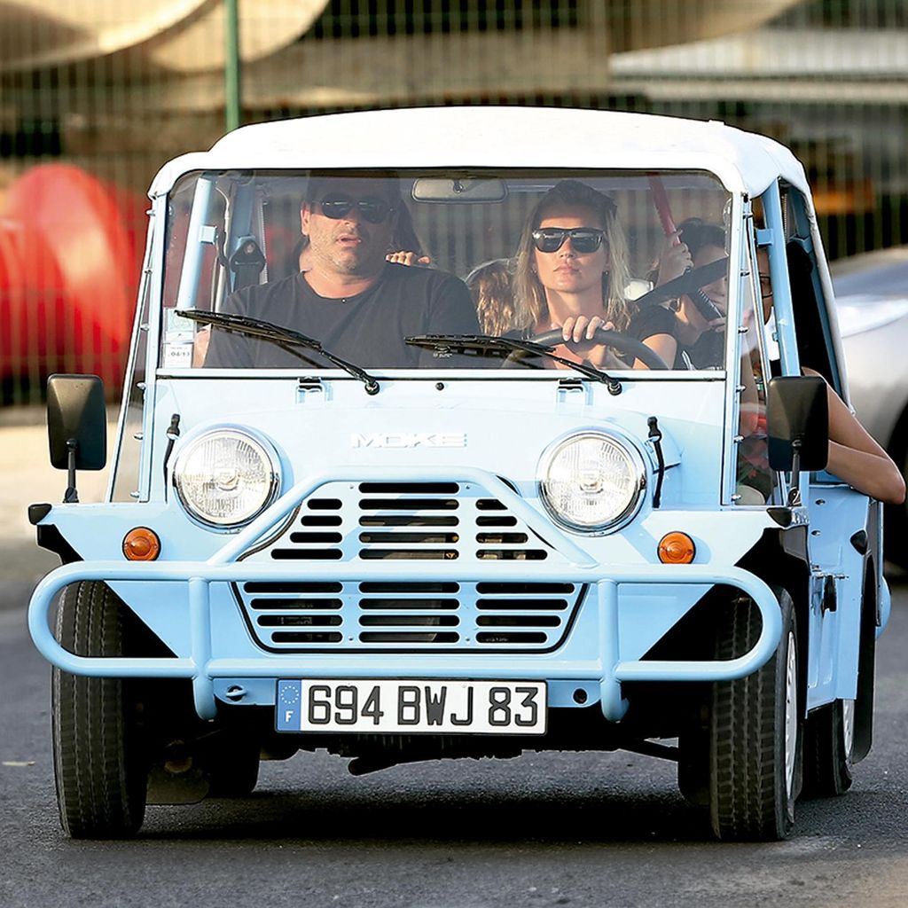Celebrities Coches HOLA 4159
