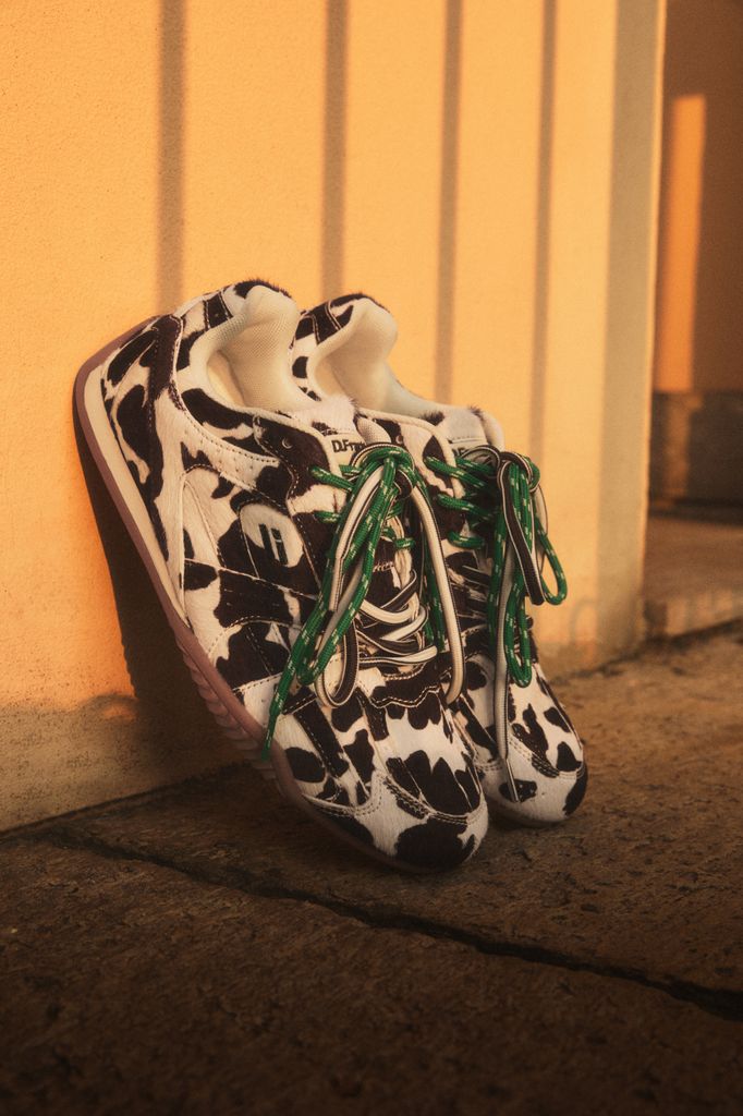 2. El estampado de vaca como protagonista