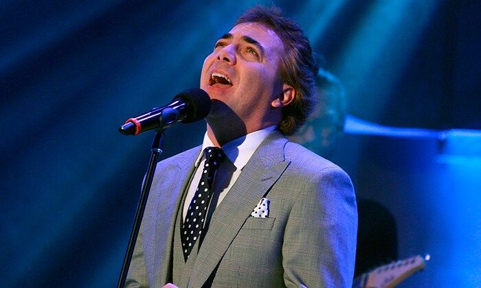 cristian-castro-canta