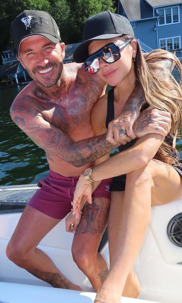 HO4127 David y Victoria Beckham